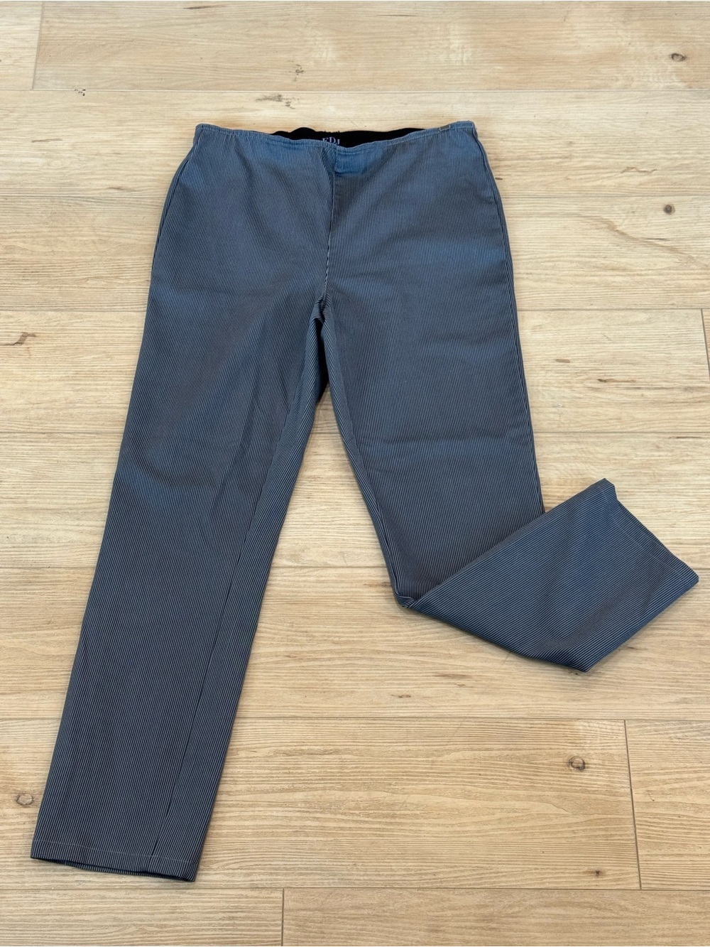 Women's Straight-Leg Pants in grey and black stripes